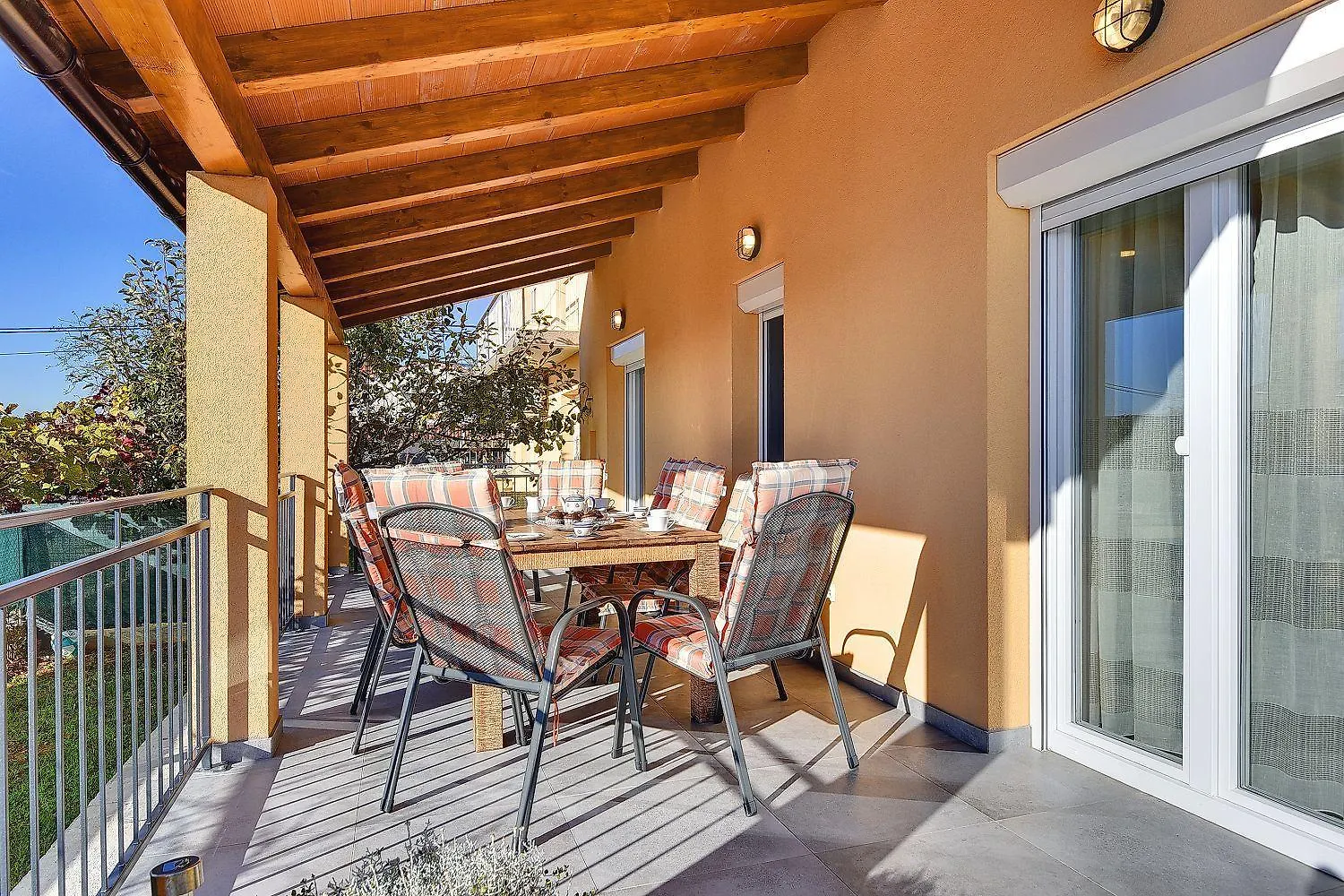 Villa Mit Privatem Pool, Spielplatz, Wlan, Klima, Bbq Pula