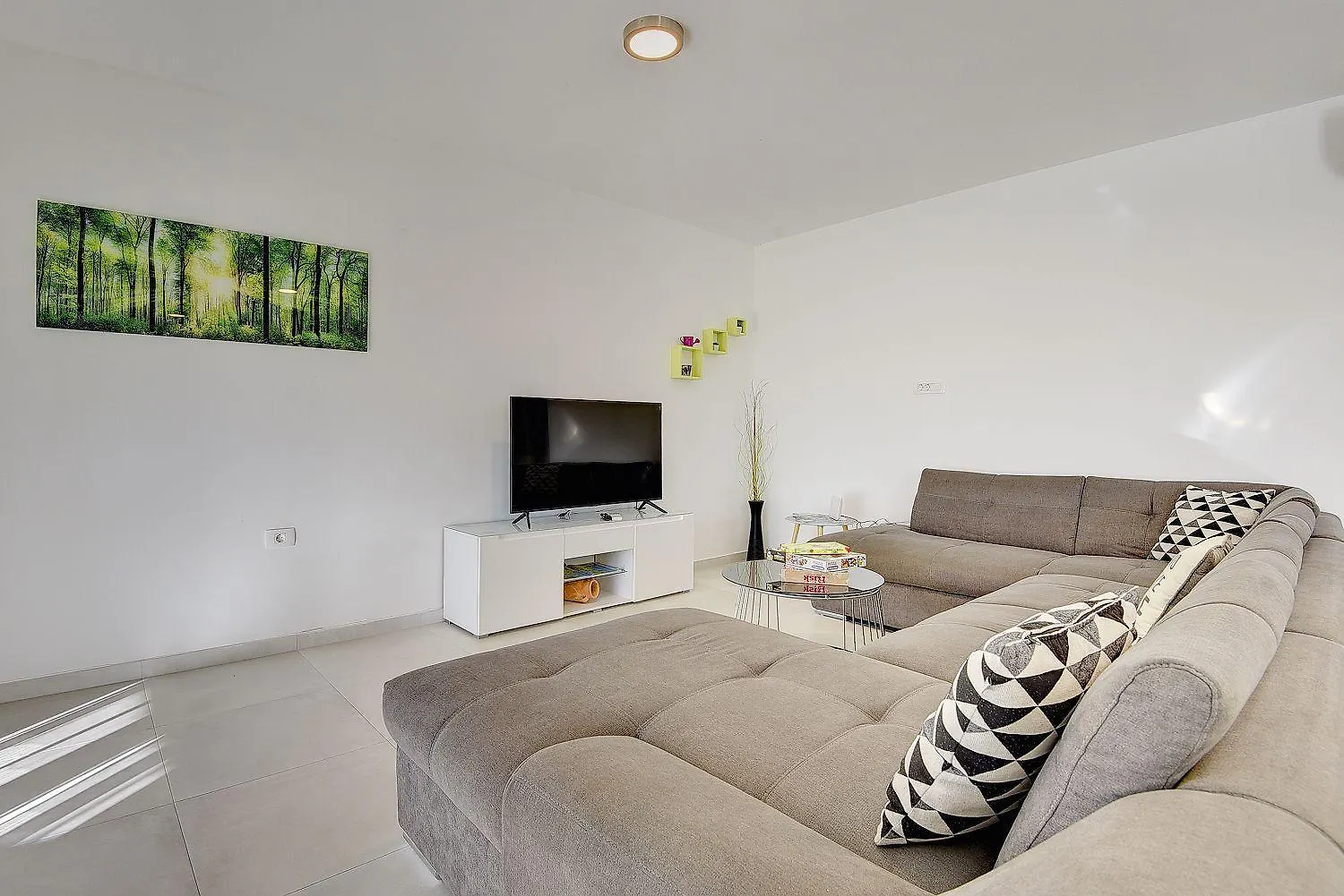 Holiday home Villa Mit Privatem Pool, Spielplatz, Wlan, Klima, Bbq Pula